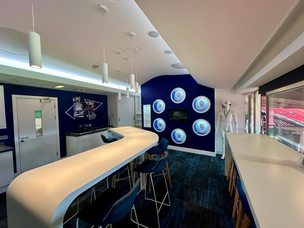 Manchester Utd renovation Freemont builders