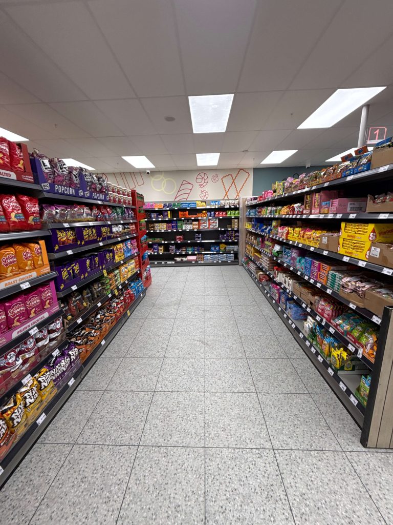 inside ailse farmfoods birchwood